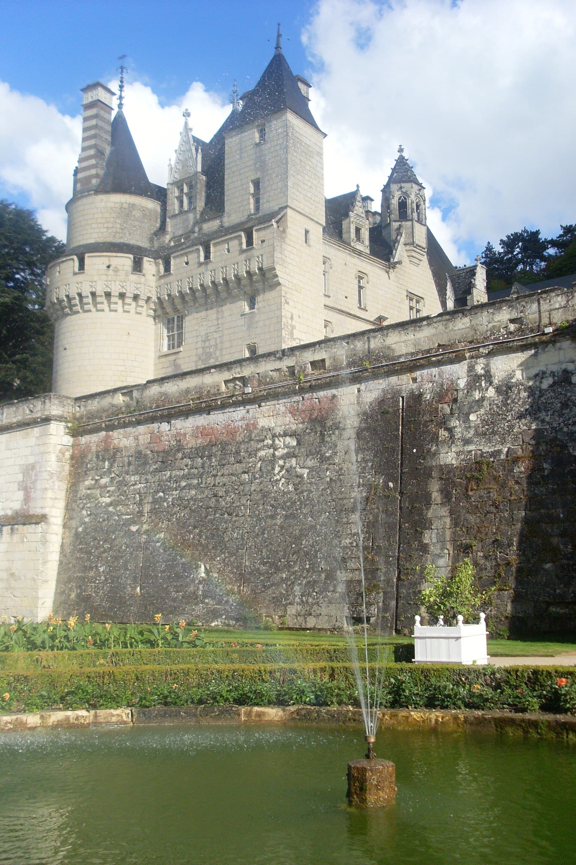Château d'Ussé, inspirateur de la Belle au bois dormant, pour un article famille